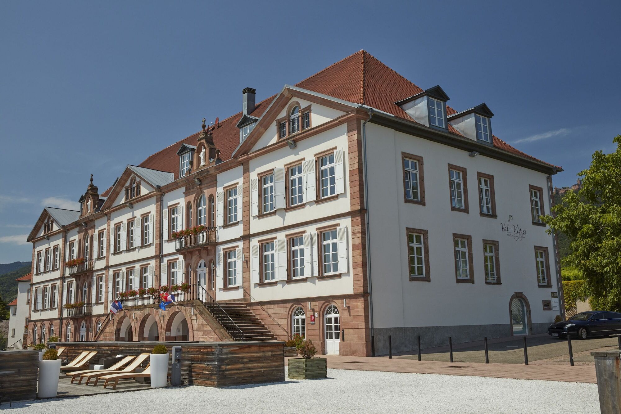 Hotel Val-Vignes Colmar Haut-Koenigsbourg, The Originals Relais Сен-Иполит Екстериор снимка